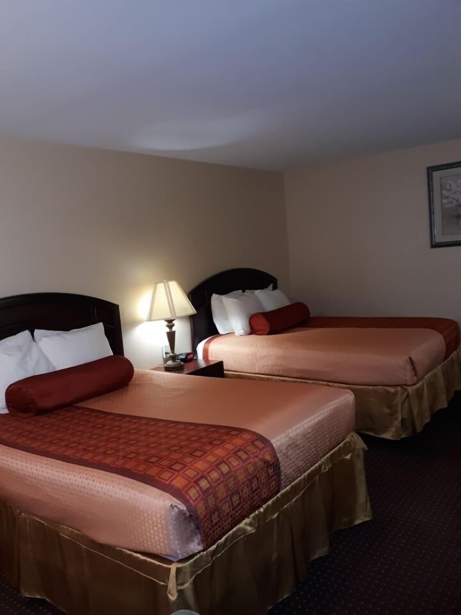 Weedsport Rodeway Inn מראה חיצוני תמונה